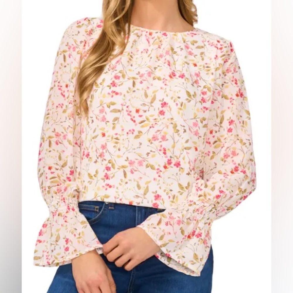 NWT CeCe long sleeve smocked cuff blouse